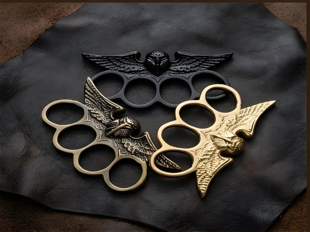 Eagle Style Brass Knuckle – Metal Self Defense Knuckle Duster