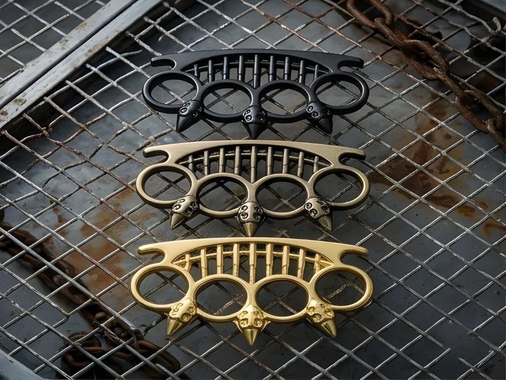 Spiked Grill Brass Knuckle Duster